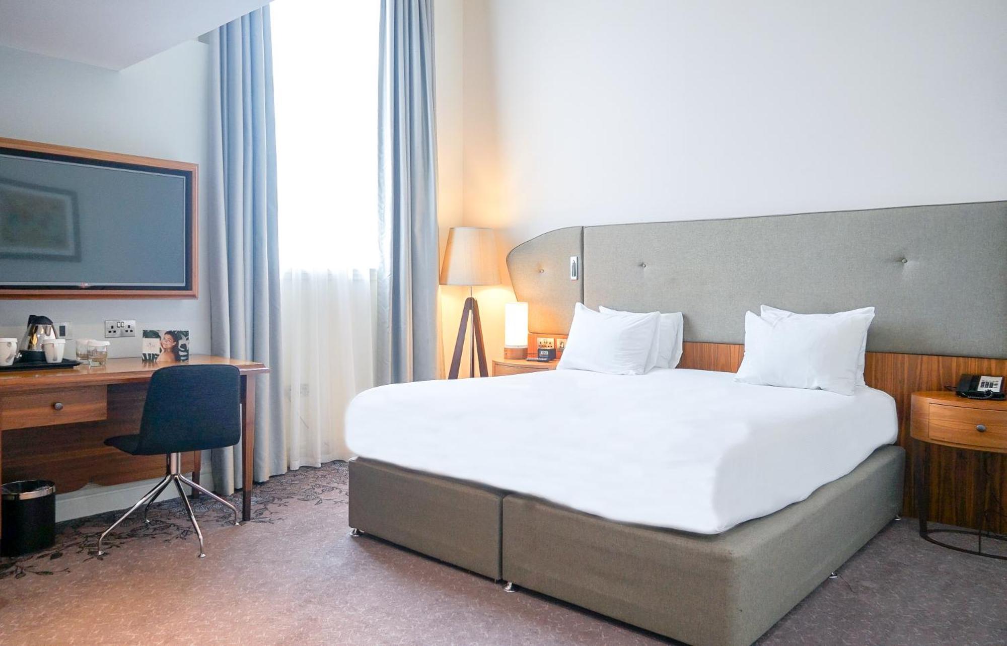 Doubletree By Hilton &