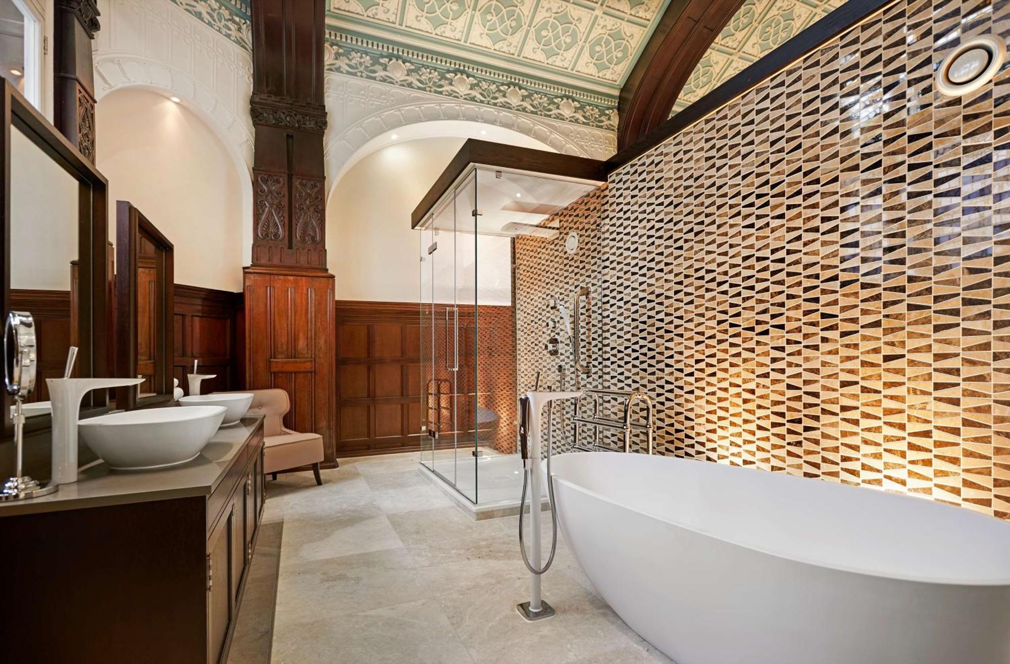 Hotel Doubletree By Hilton &